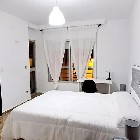 Amplio Y Bonito Piso En