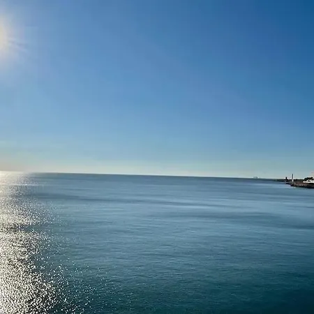 Apartment Amplio Y Bonito Piso En Cadiz